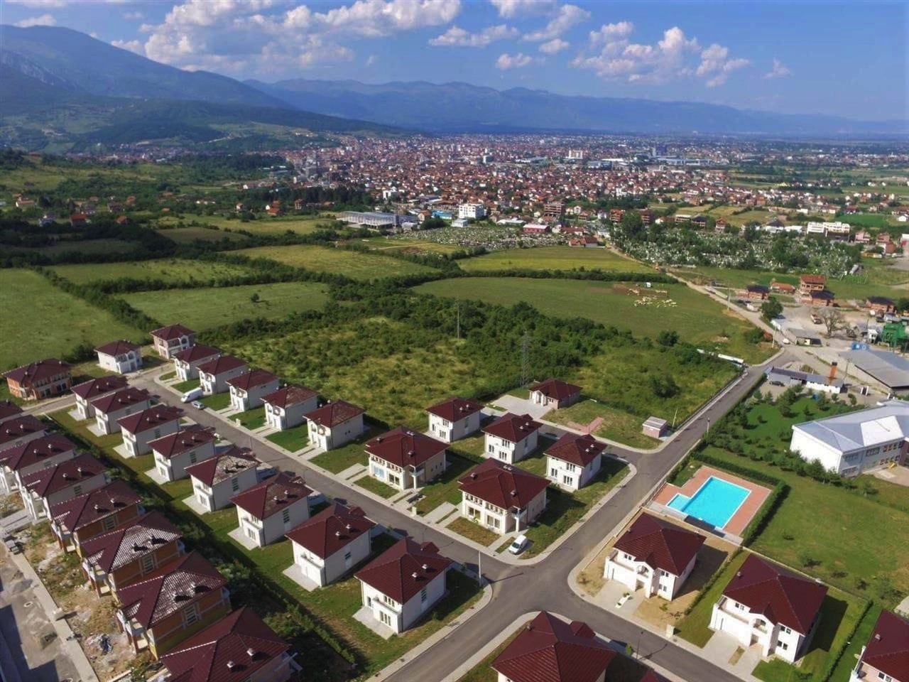 Peja Hill residences
